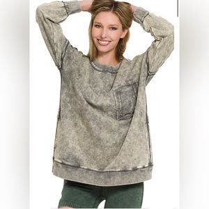 Zenana MOCHA/GRAY ACID WASH CREWNECK SWEATSHIRT - SMALL